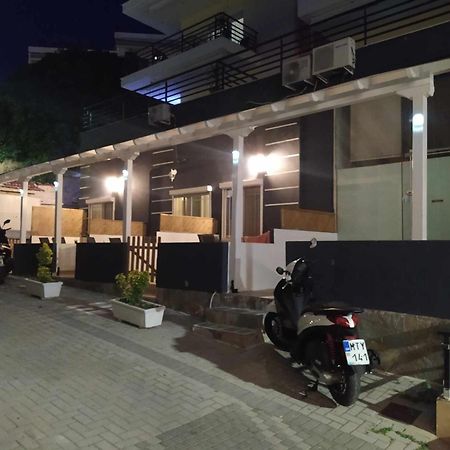 Stratos Family Apartments & Studios Неос Мармарас Екстериор снимка